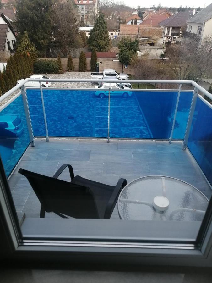 Zafírgyöngy Apartmanok Sarvar Exterior foto